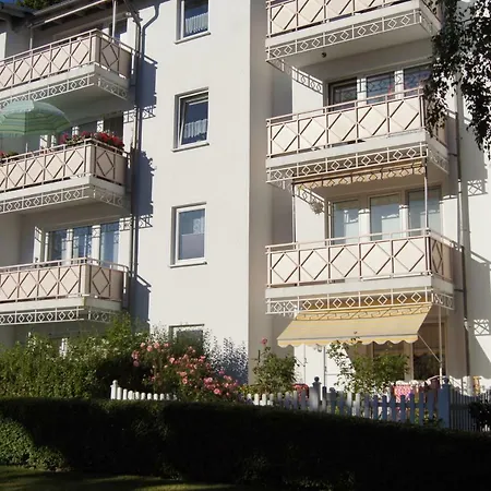 Wald, Strand & Meer Apartamento Sellin (Rugen)